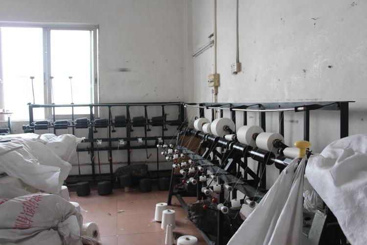 产品中心 服装加工 > 广州服装加工厂 陶工厂来图来样定做大小批量